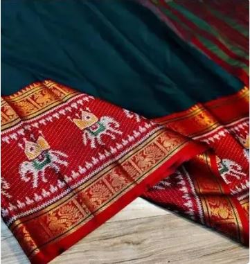 Dark Green Cotton Blend Saree with Red & Orange Traditional Pallu and Blouse – Festive & Wedding Wear